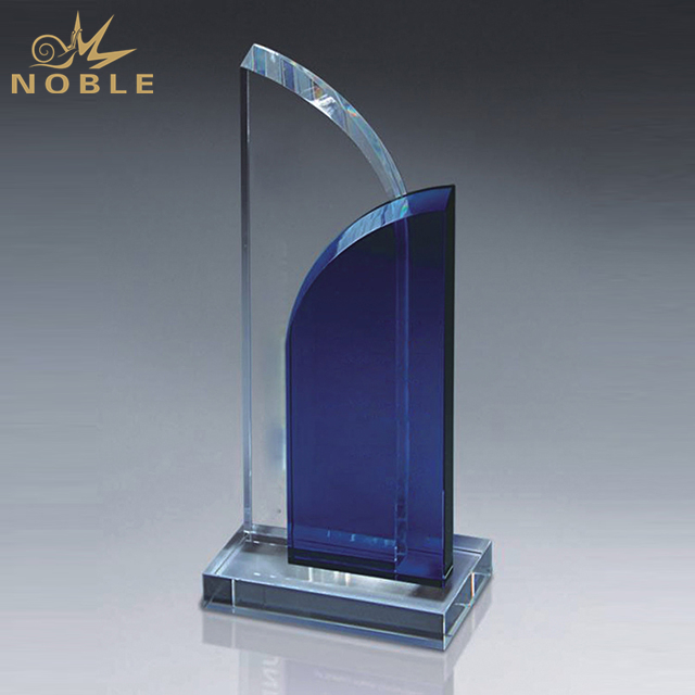 Double Arch Blue Crystal Trophy 1