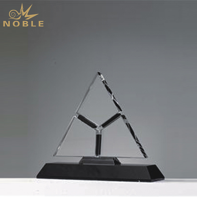 New Design Crystal Award With Engraved Logo 1