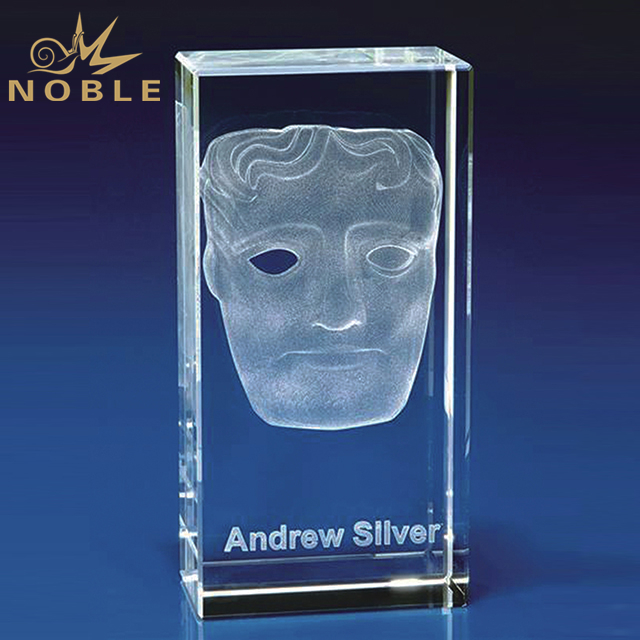 Straight Crystal Cube With 3D Engraving Logo 1