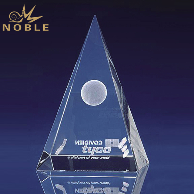 Hot Selling Obelisk Crystal Award 1