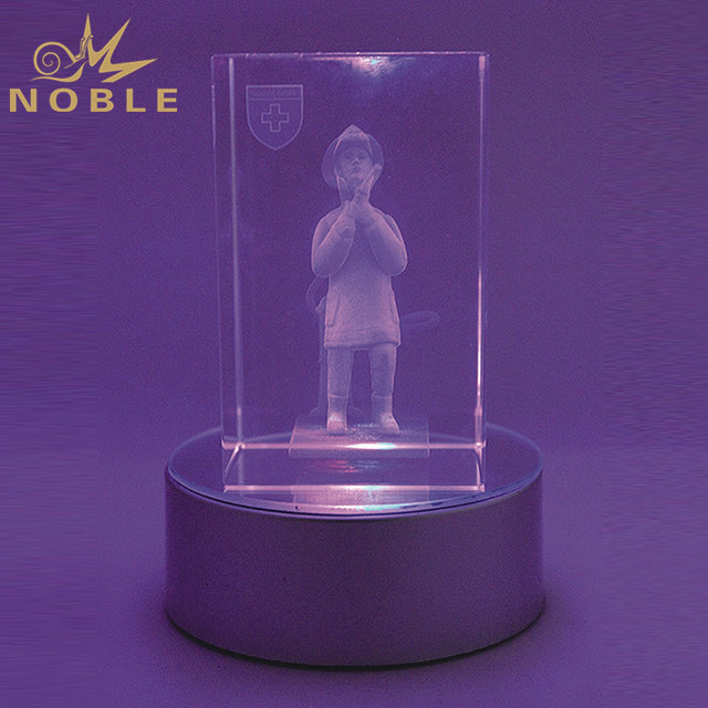 Hot Sale Crystal Cube With LED Base For Souvenir Gift 1