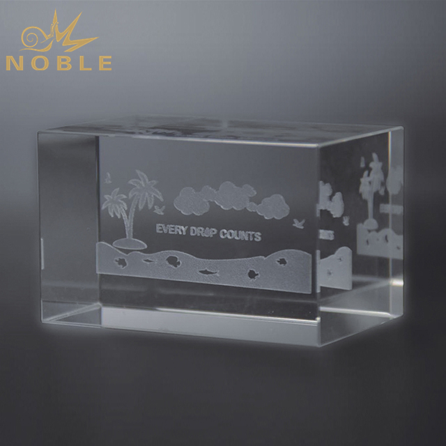 High Quality Customized Crystal Cube With Engraving 1