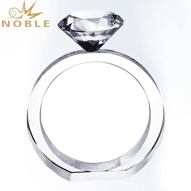 Diamond Crystal Trophy Faceted Award Trophy For Wedding Favor 1