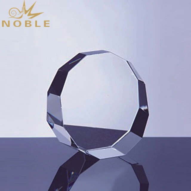 Wholesale Custom Award Crystal Trophy With Engraved Logo1 1