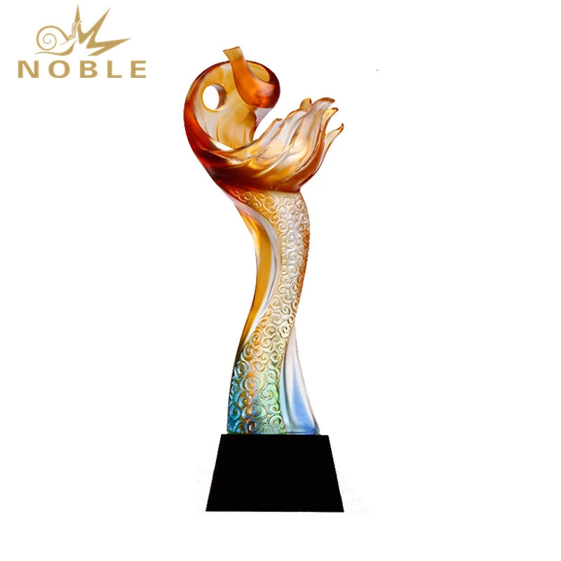 High Grade Creative Liuli Black Phenix Trophy For Souvenirs And Corporate Gifts 1