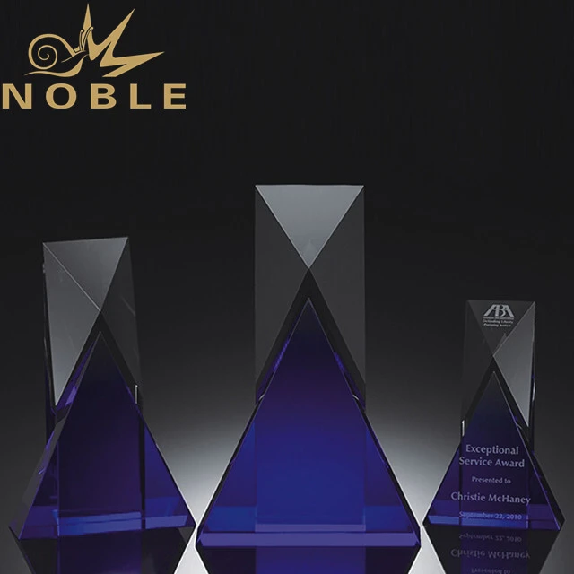 Custom made crystal corporate trophy 1
