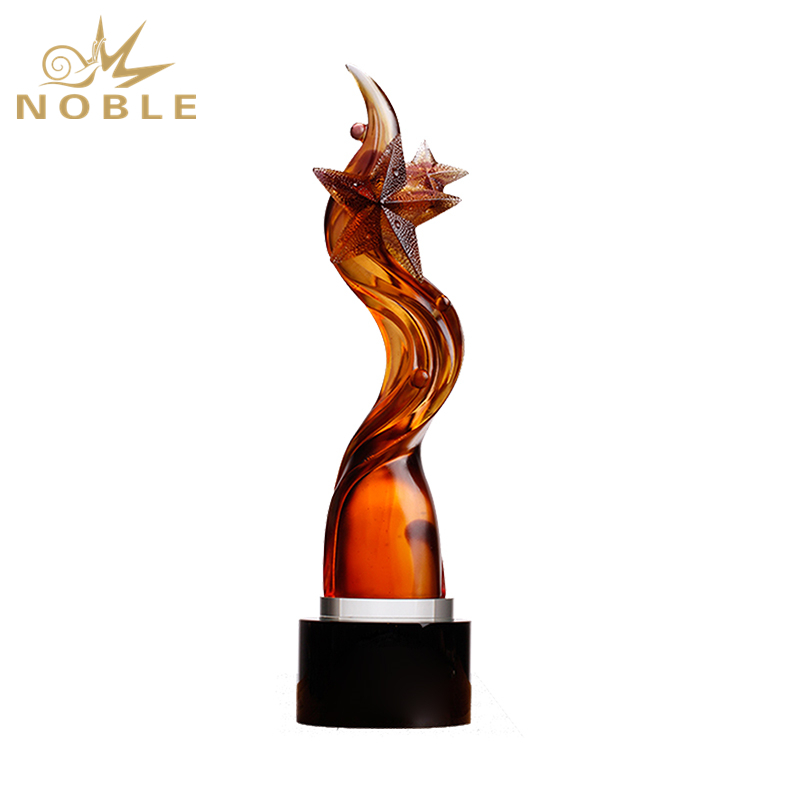 New Design Amber Colored Liu Li Star Trophy 1