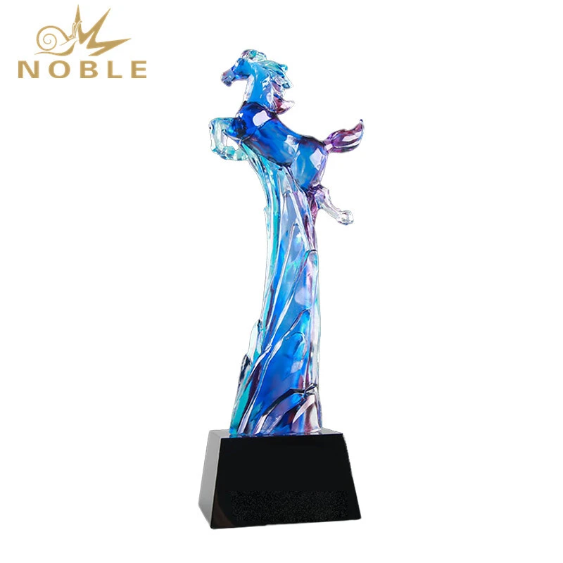 Liuli Trophy Art Awards Engraved For Business Gifts 1