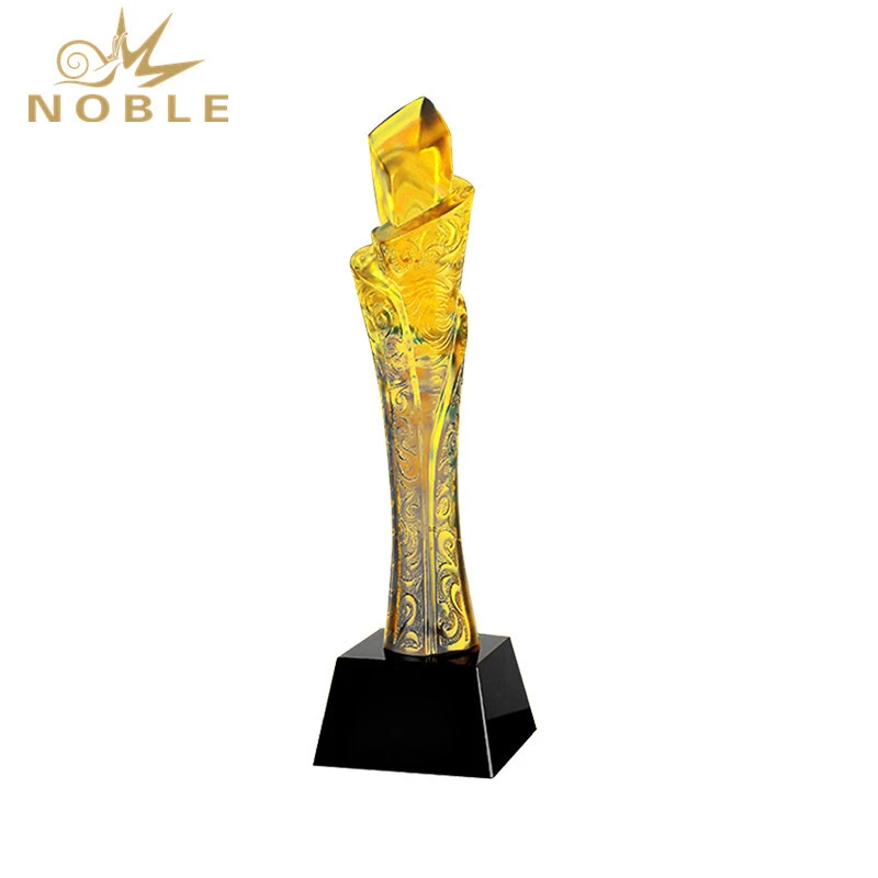 Factory Wholesale Liuli Trophy and Awards on Noble 1