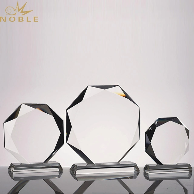 2019 Noble Unique Customized  Crystal Award Souvenir Trophy Acrylic Trophy 1