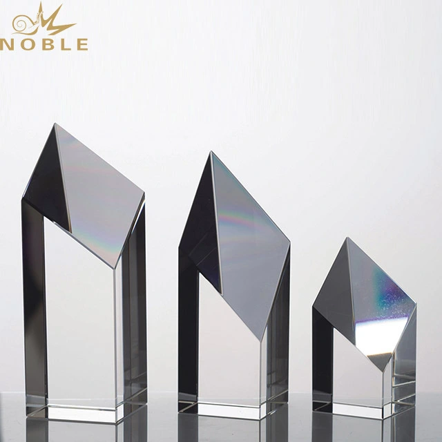 2019 Noble High-Grade Exquisite New Products Crystal Trophy For Company Sales Awards 1