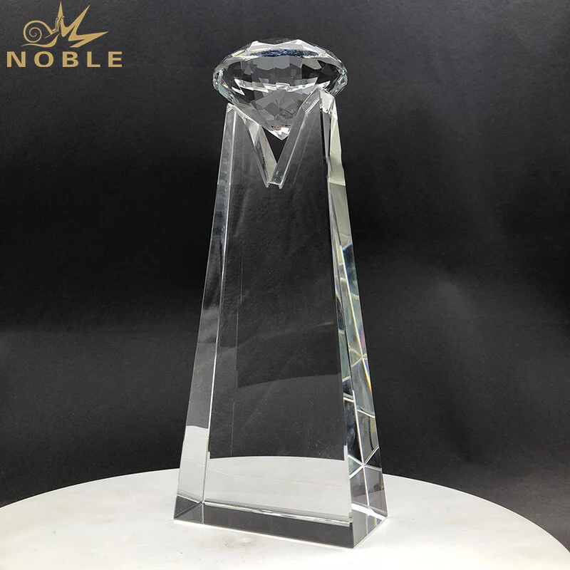 Diamond Top Crystal Trophy Awards For VIP Souvenir Gifts 1