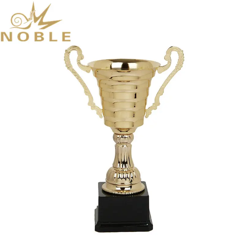 at discount gold trophy cup metal supplier For Sport games 4