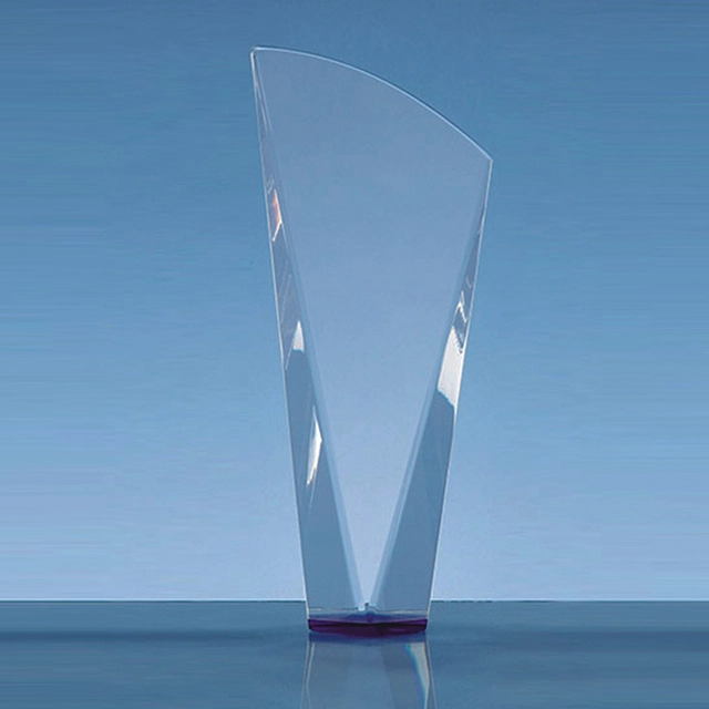 Custom Manufacturing Custom K9 Crystal Trophy 1