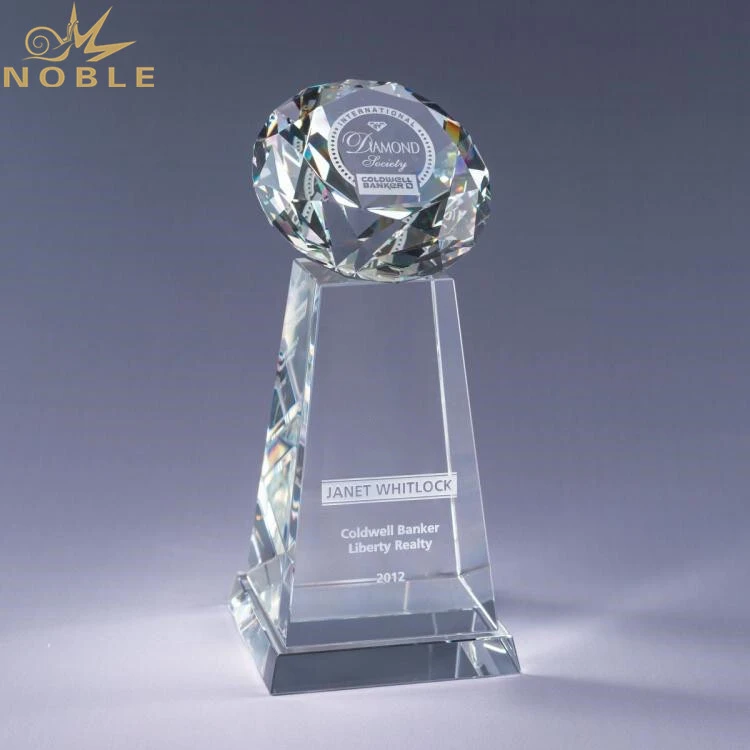 Custom Transparent Awards Crystal Diamond Trophy 1