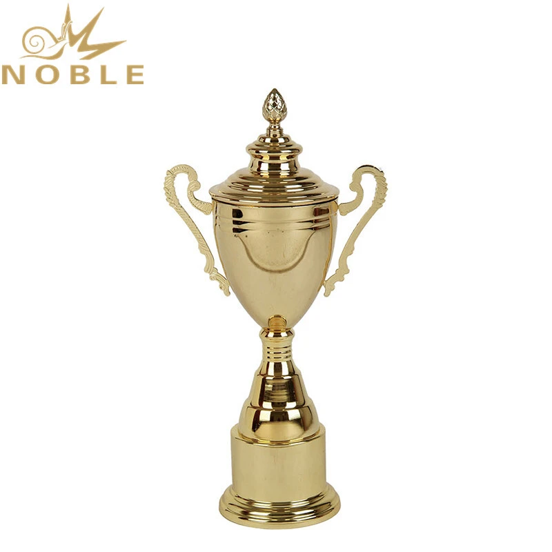 Best Selling different sizes Metal Cup Trophy for souvenir gift 1