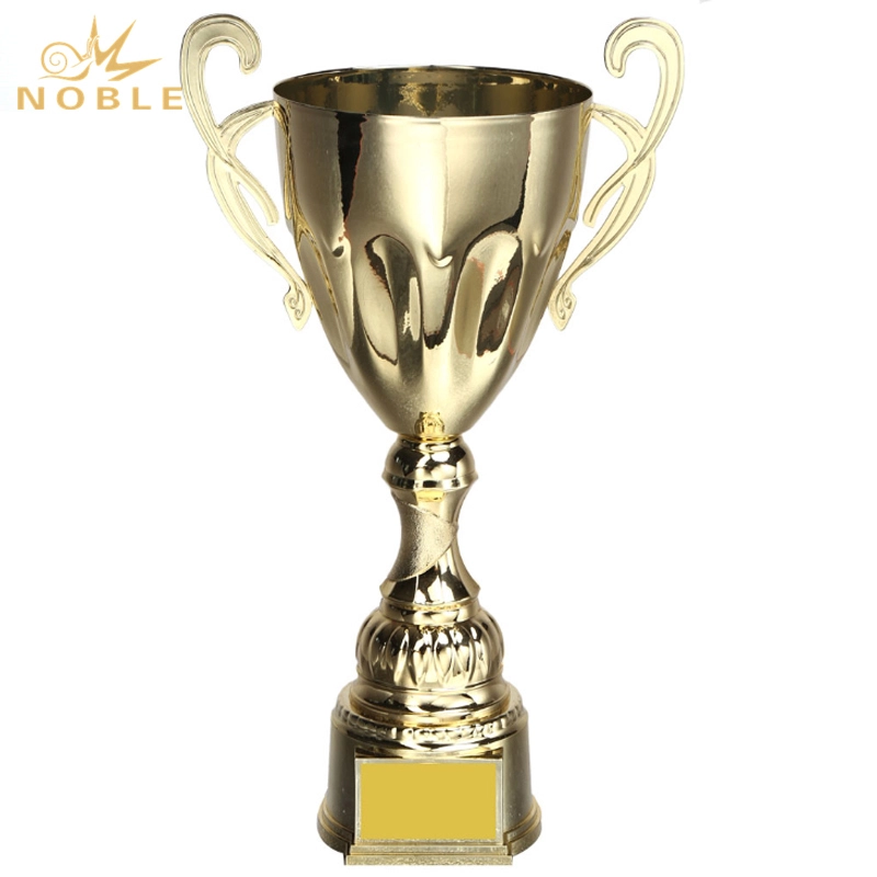 New Design Custom Champion Metal Cup Trophy 1