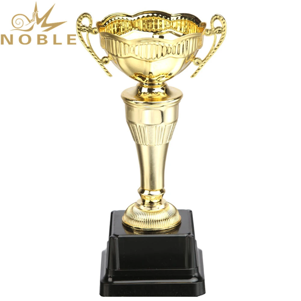 High Quality Custom Gold Metal Sports Trophy Cup 1