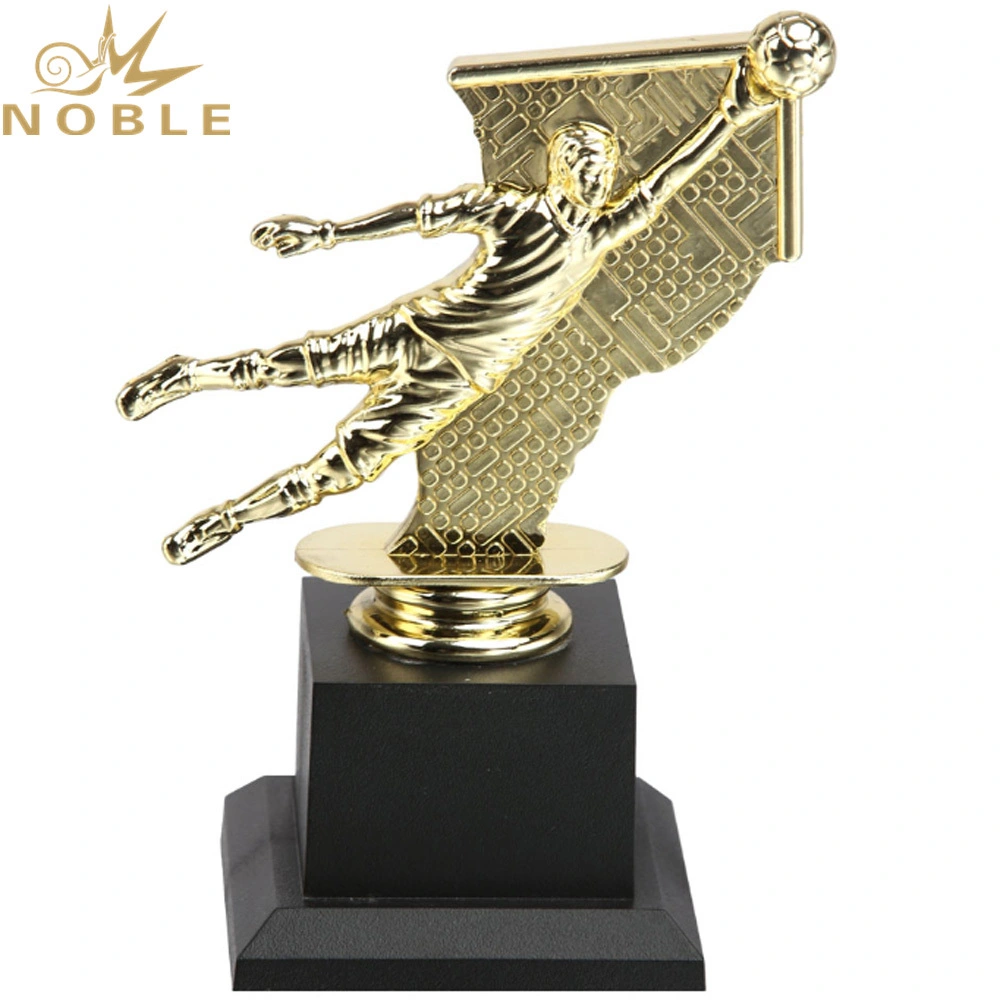 New Design Plastic Player Figurine Award Custom Sports Football Trophy 1