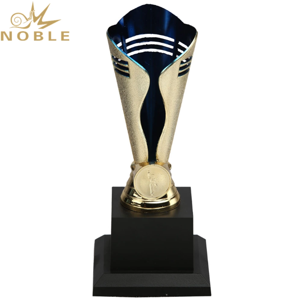 New Design Luxury Plastic Award Custom Plastic Trophy 1