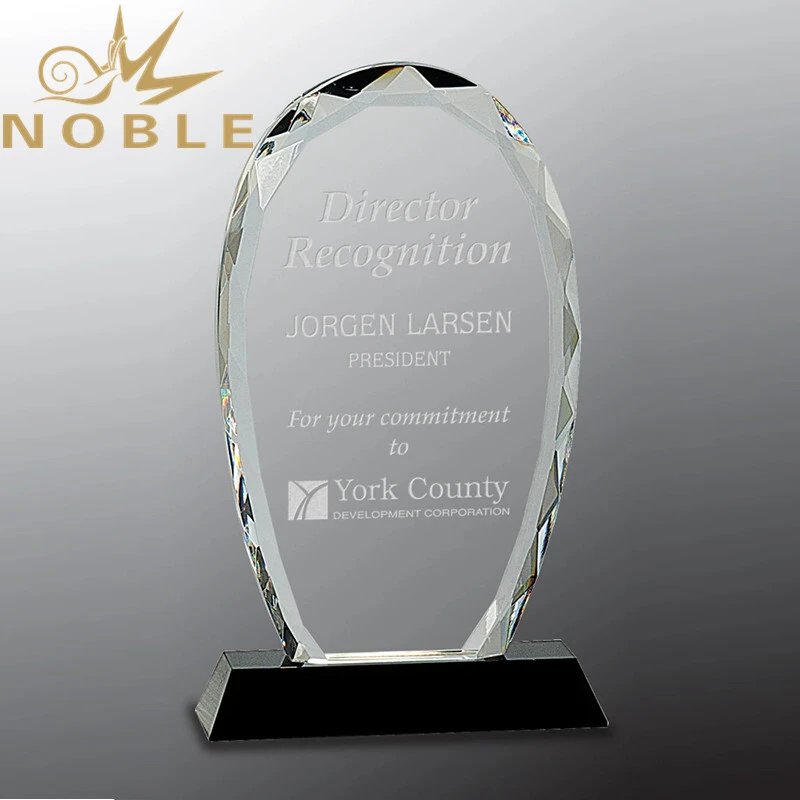 Faceted Prestige Crystal Palque Trophy 1