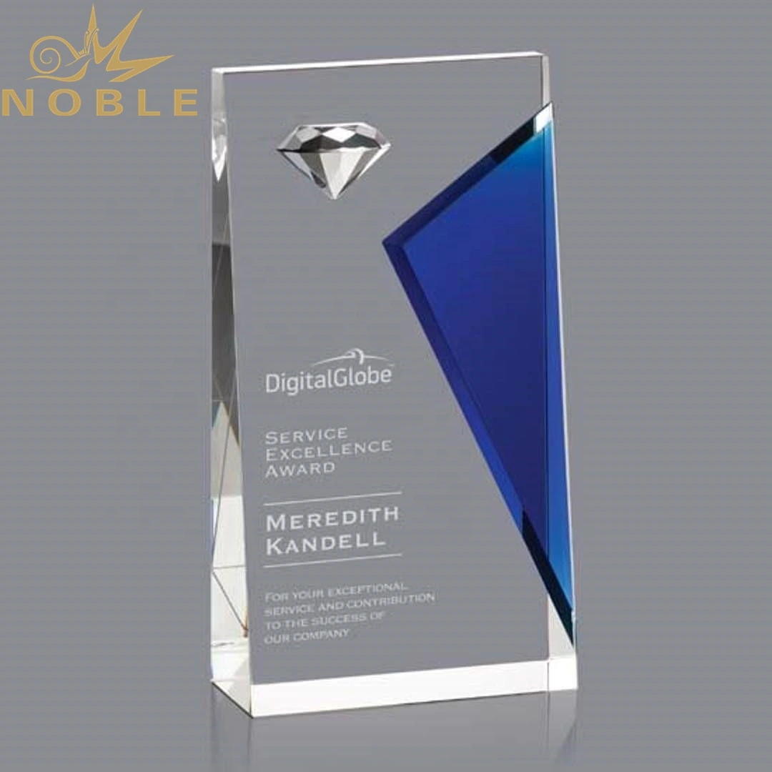 2020 New Design Custom Crystal Wedge Trophy with Diamond 1