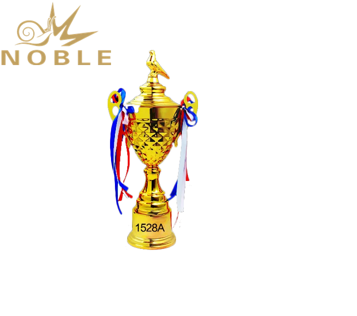 High Quality Electroplating Metal Figurine Award Trophy for Animal Protection Organizations 1