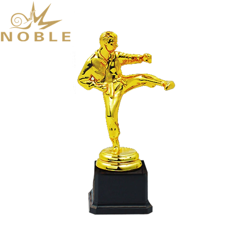 Unique Design Sports Metal Figurine Aartial Art Award 1