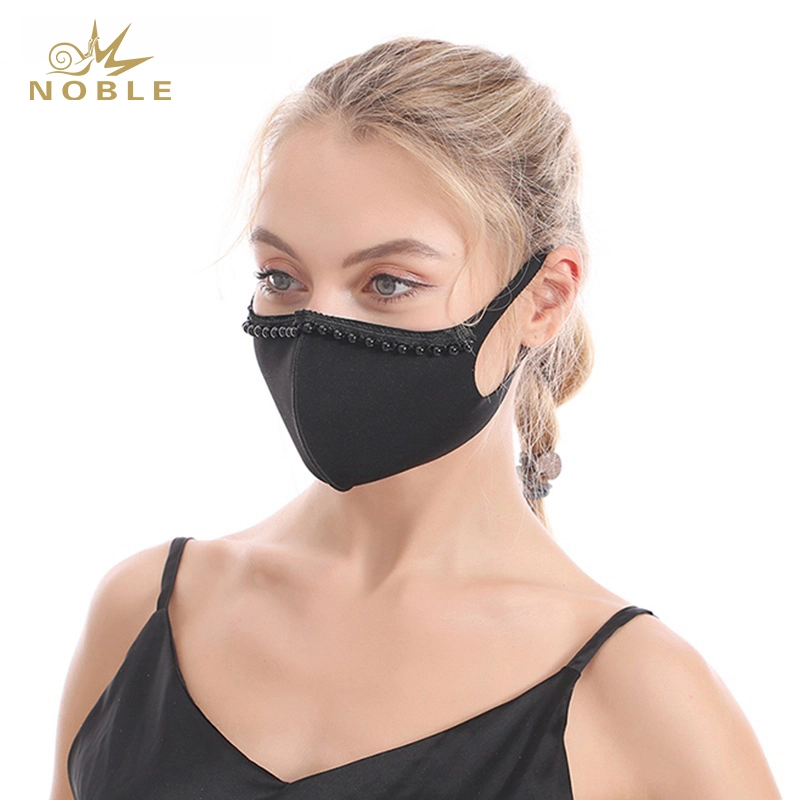 High Quality Washable Reusable Diamond Decorative Face Mask as Gifts 1