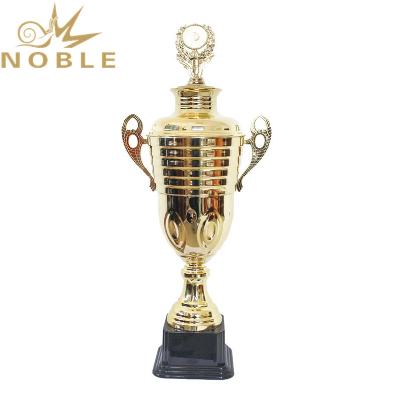 Outstanding Award Metal Achievement Trophy as Souvenir Gifts 1