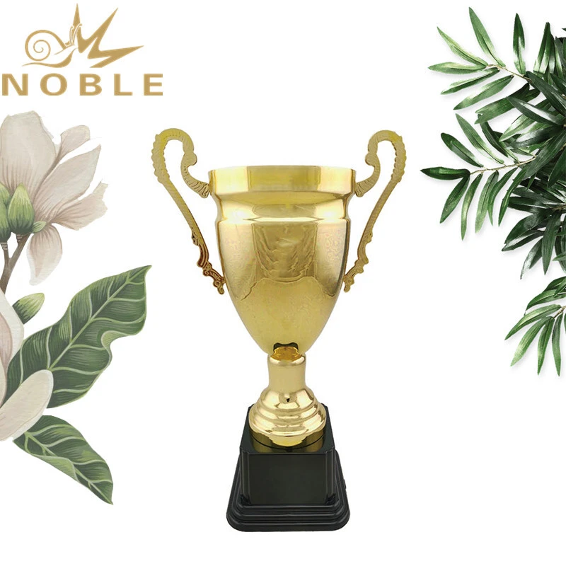 Shiny Gold Simple Metal Cup Custom Sports Trophy for Badminton Games 1