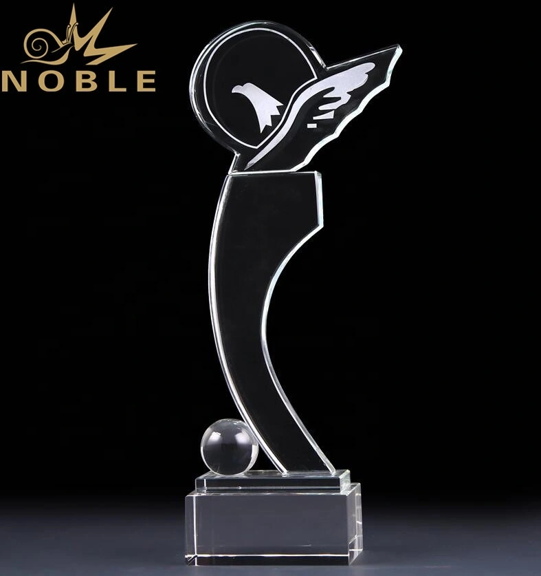 Noble New Design Free Engraving Custom Bird Crystal Trophy 1