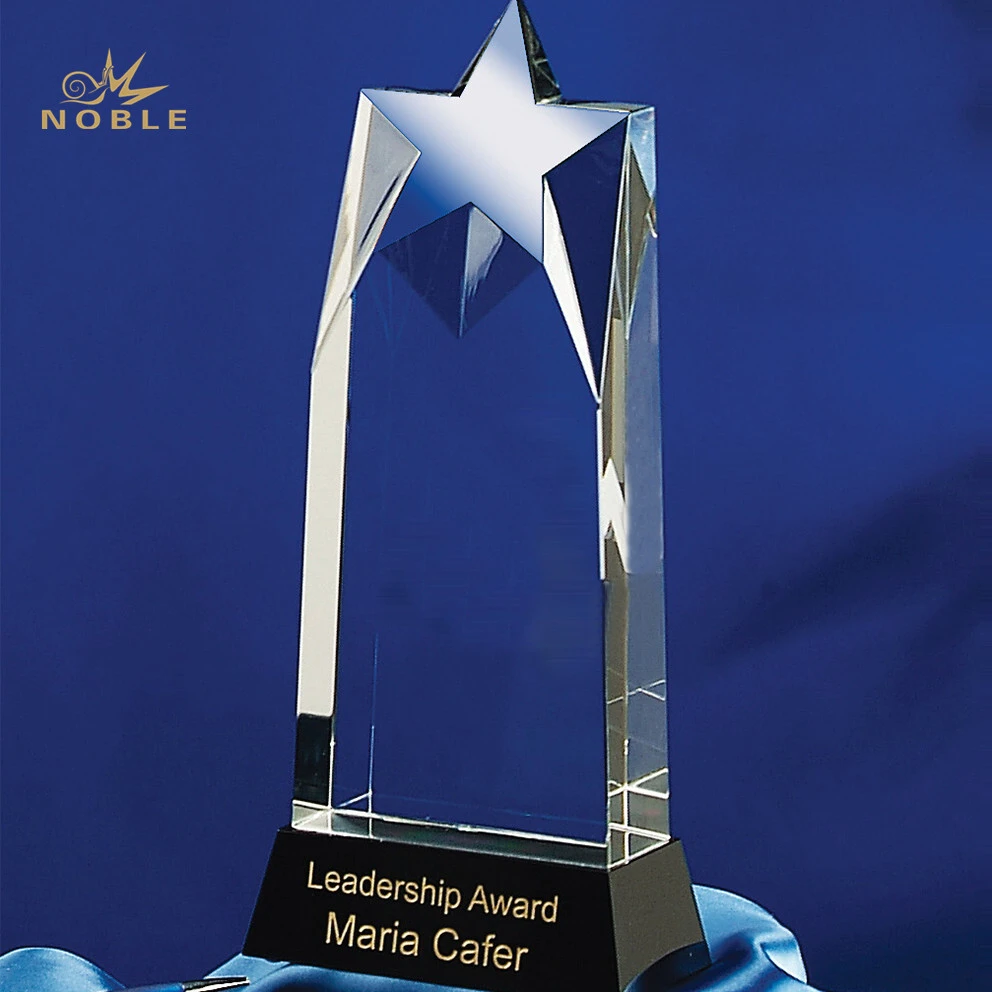 Custom Logo Engraving Optical K9 Crystal Star Trophy 1