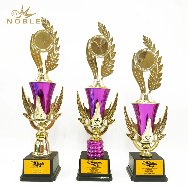 Custom design Wholesale price Trophy Cup Metal Award Trophy 1