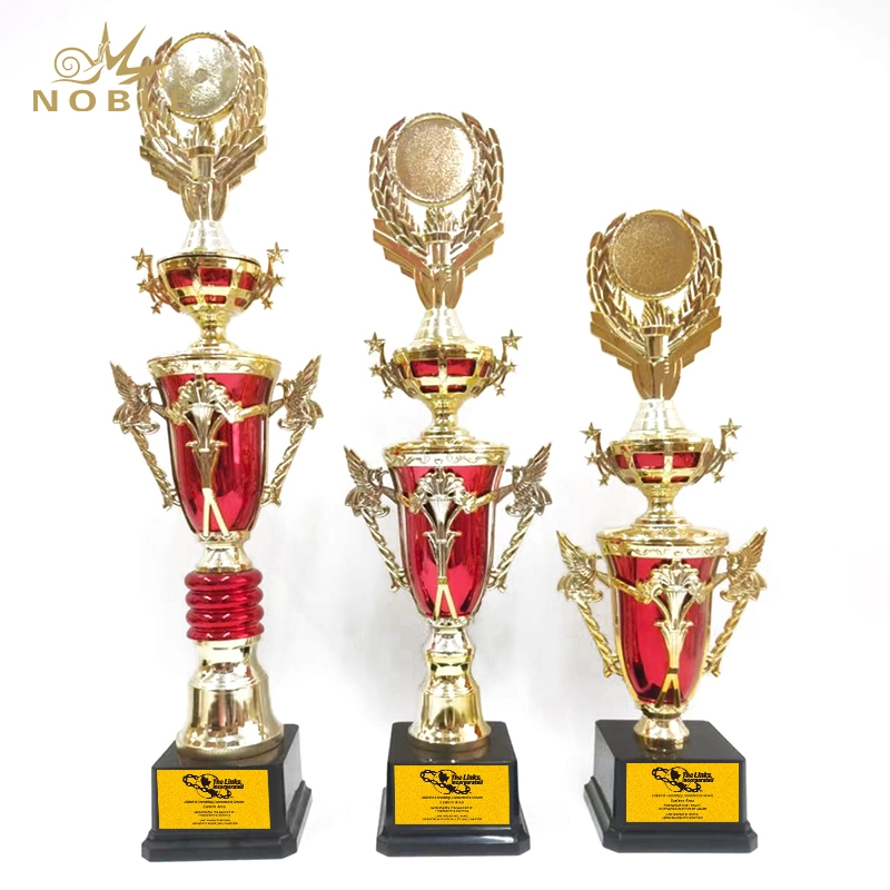 China Custom High Quality New Distinctive Design Trophy Metal Cup Award Champion Trophies 1