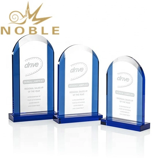 Unique Design Free Engraving Custom Crystal Plaque Award with Blue Edges 1