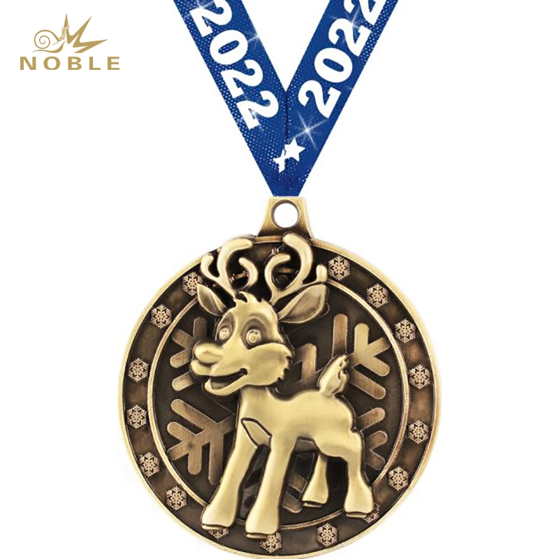 New Design Custom Metal Christmas Reindeer Medal 1