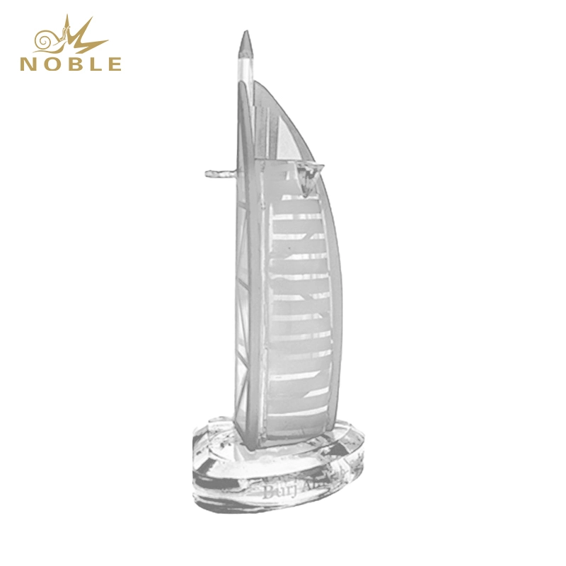 Customized Logo Text UAE Dubai Famous Landmark Crystal Replica Burj Al Arab Crystal Tourist Souvenir Gifts 1