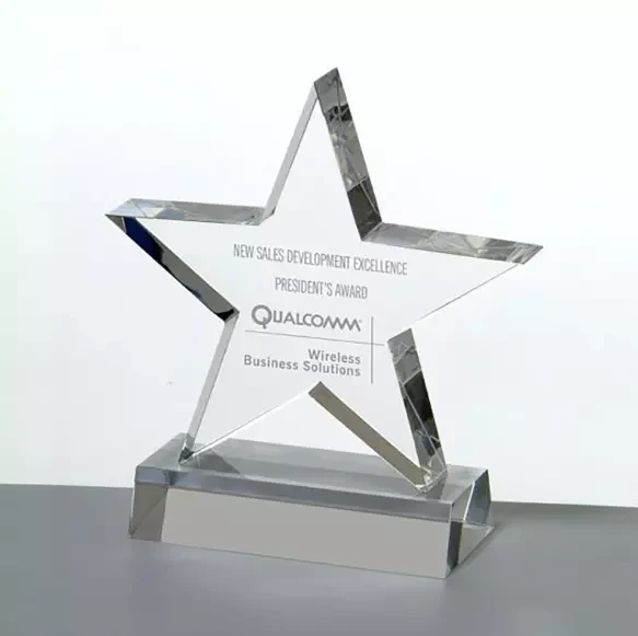 Brilliant New design Custom Crystal Star Award As Business Gift 1