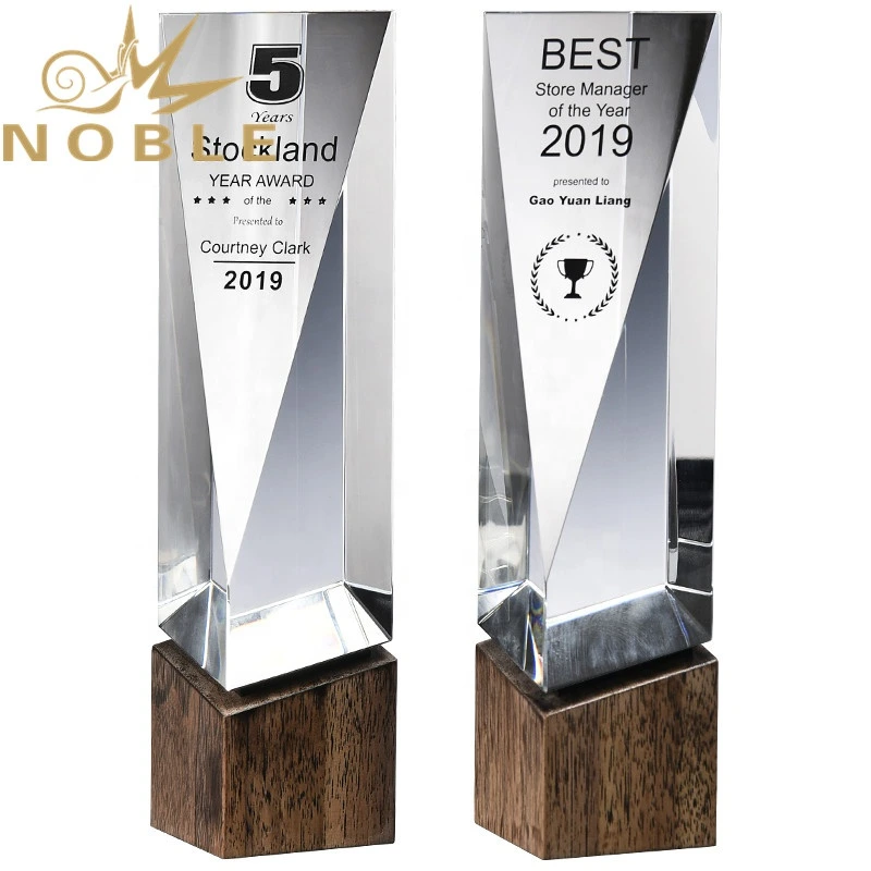 New design Custom Cube crystal award trophy with wooden base 1