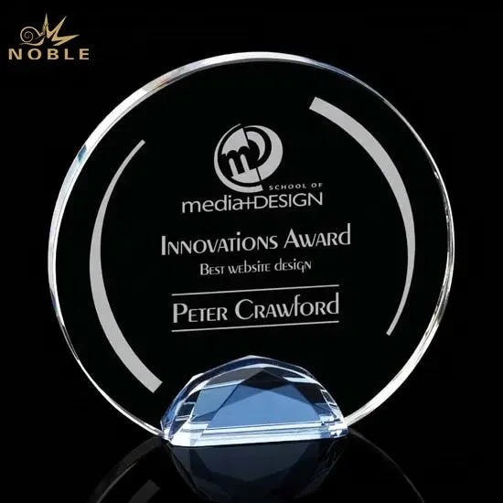 Noble new design custom round crystal palque with your logo engraved1 1