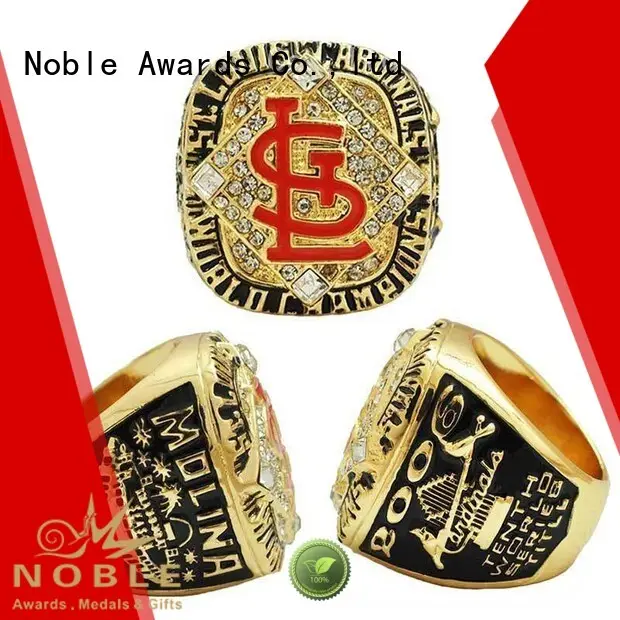 Custom zinc alloy Champion rings with Gift Box For Sport games 1
