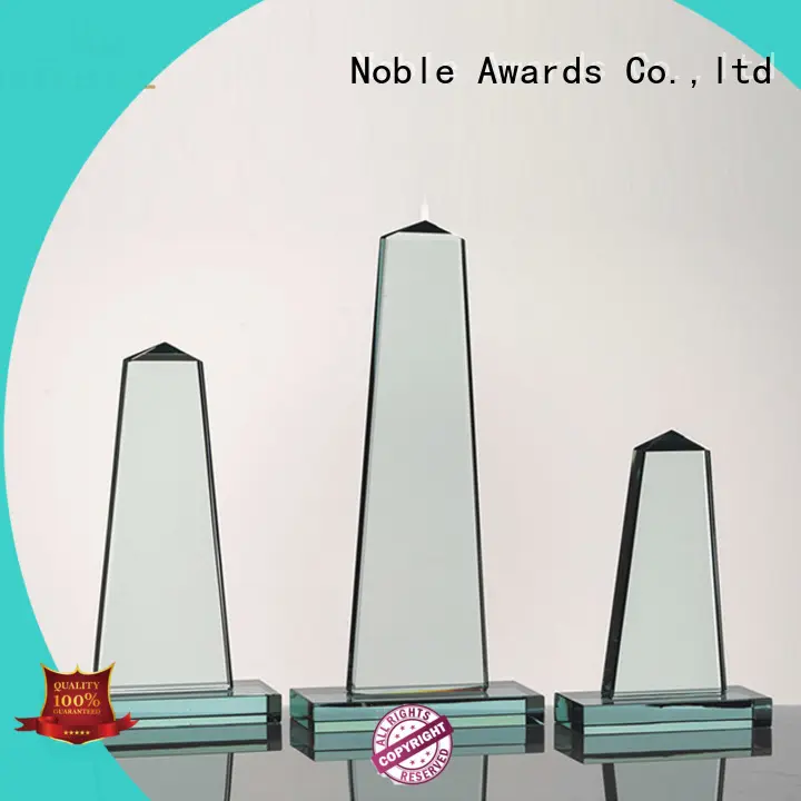 Noble Awards premium glass 2019 Noble Fantastic Clear No.1 Crystal Awards With Gift Box supplier For Sport games 1
