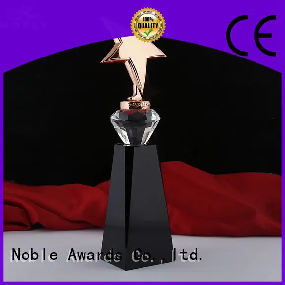 high-quality Personalized Metal trophies K9 Crystal with Gift Box For Awards 1