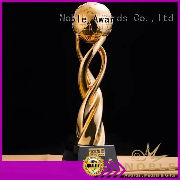 Noble Awards Top grade A Resin custom made Resin trophies with Gift Box For Gift 1
