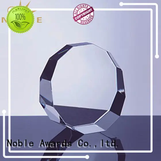 at discount Crystal Trophy Award premium glass free sample For Awards1 1