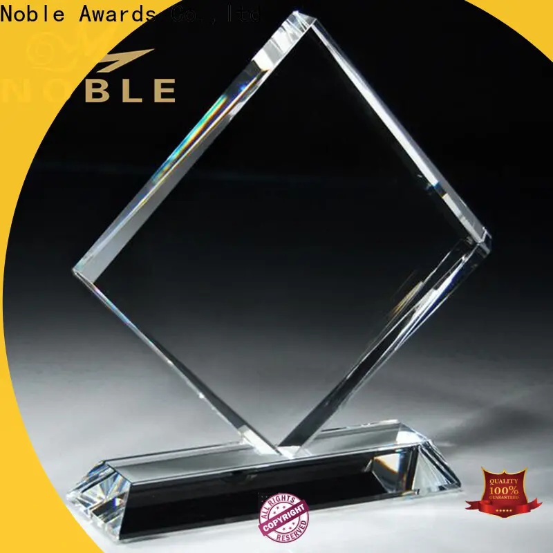 on-sale Crystal Trophy Award jade crystal OEM For Gift1 1