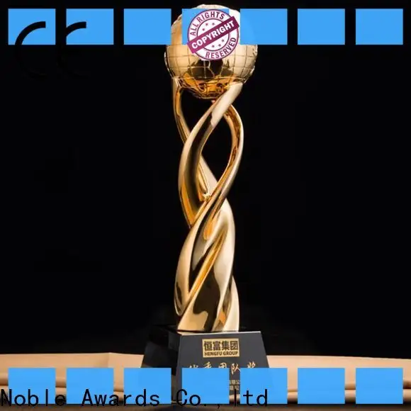 Noble Awards Top grade A Resin bespoke resin trophy manufacturer For Gift 1
