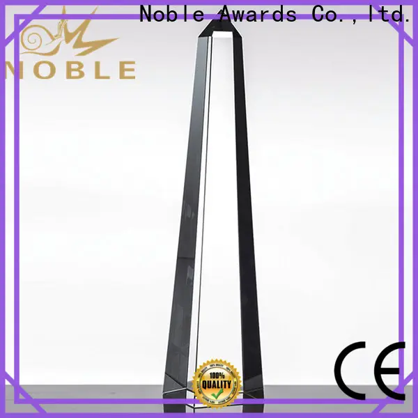 portable crystal soccer trophy jade crystal OEM For Awards 1