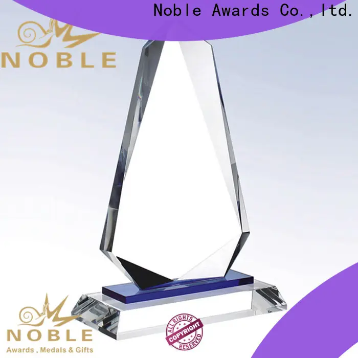 at discount crystal soccer trophy premium glass for wholesale For Gift 1